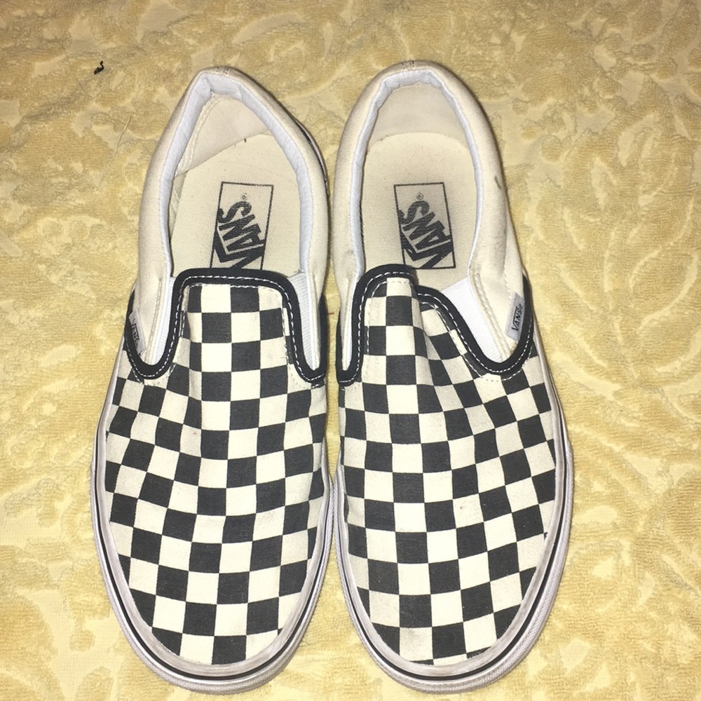 Black & White Checkered Vans SZ: 9